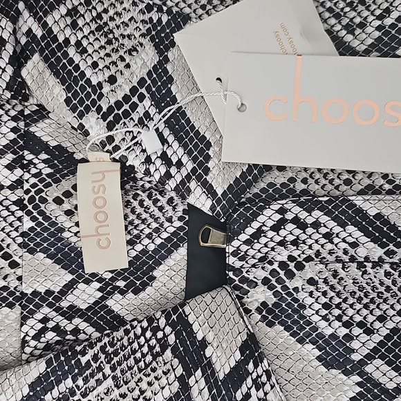 NWT Choosy Elizabeth Snakeskin Trench Coat Size Small - Picture 7 of 9